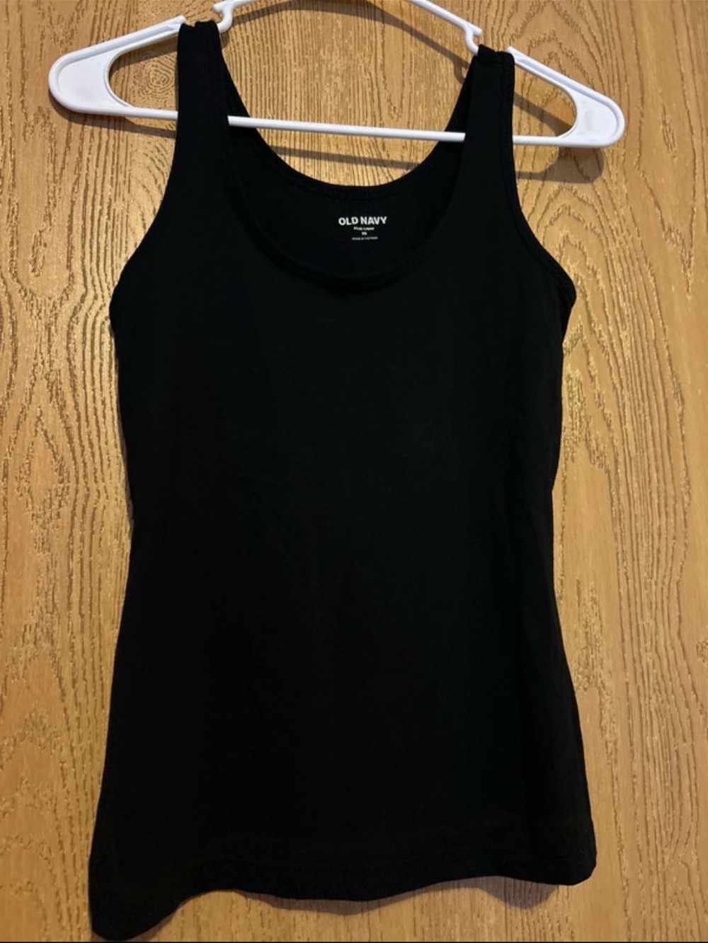 Old Navy Black Scoop Neck Tank